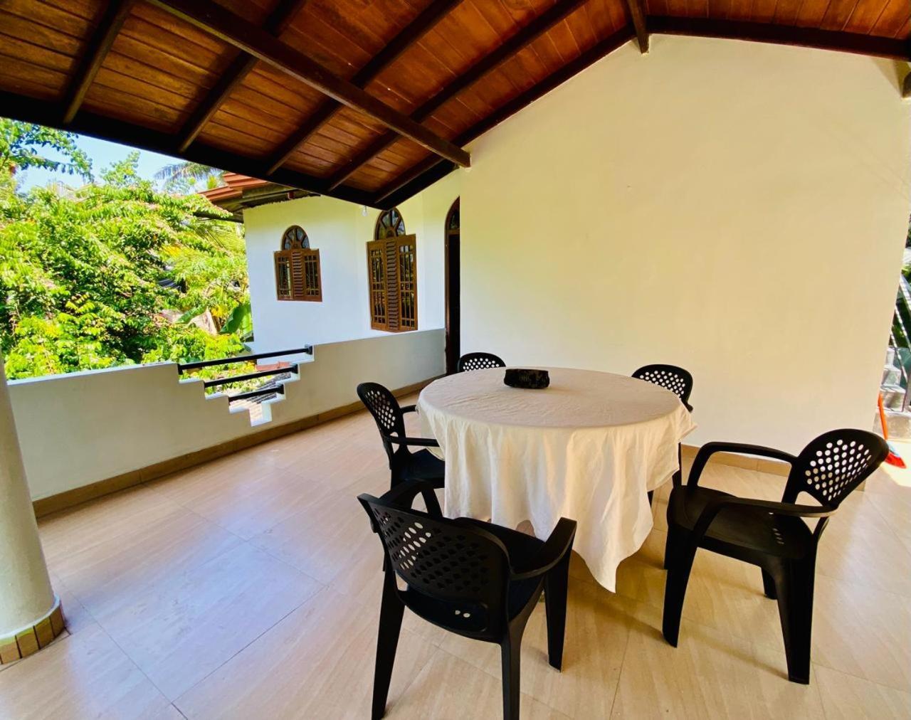 Villa Heaven Hikkaduwa Esterno foto