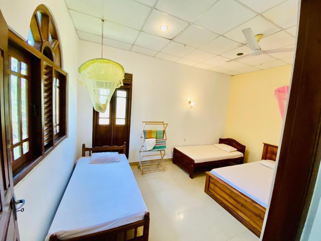 Villa Heaven Hikkaduwa Esterno foto