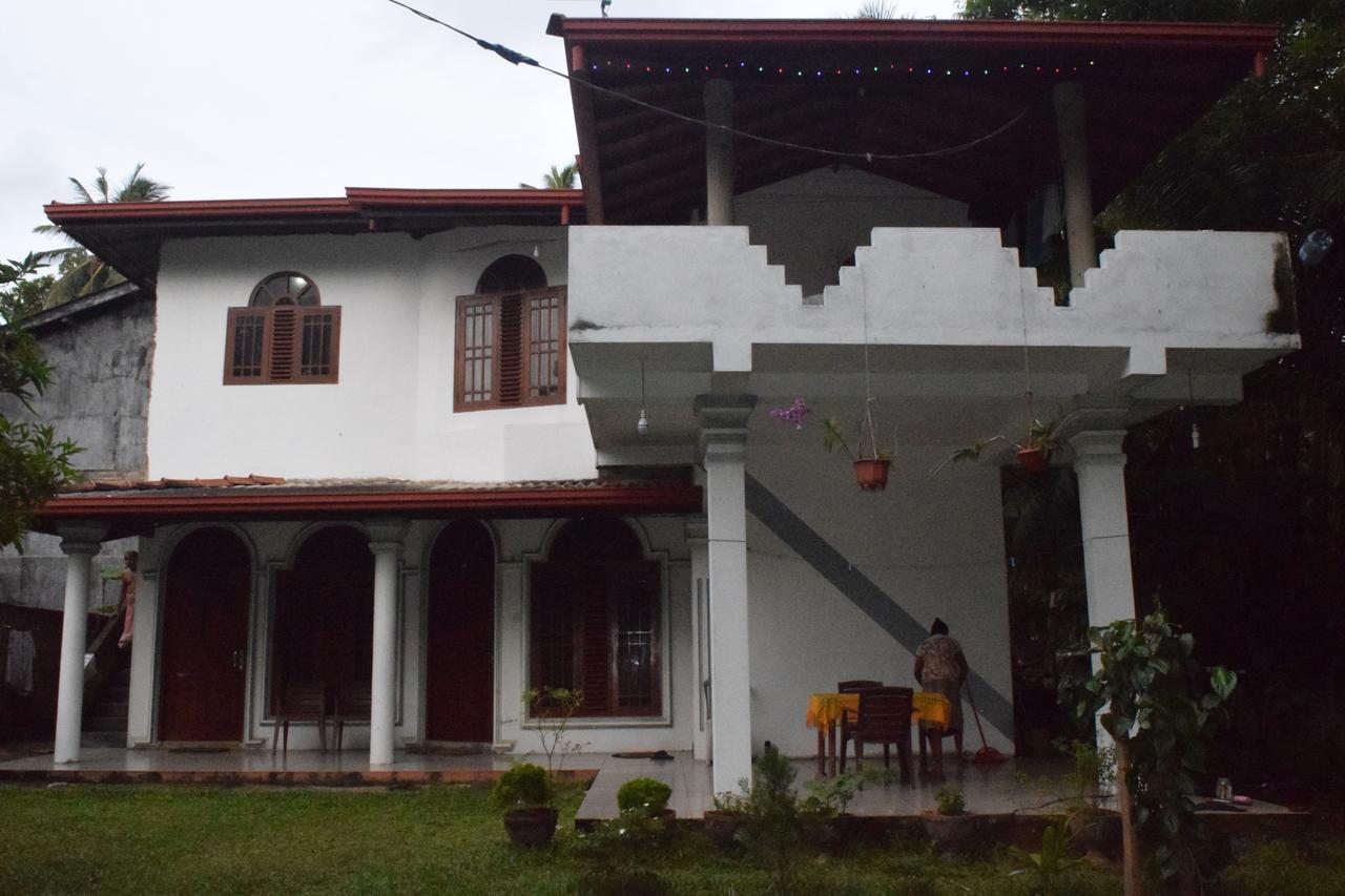 Villa Heaven Hikkaduwa Esterno foto